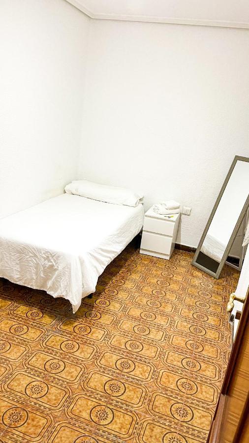 Apartament Alojamiento Walencja Zewnętrze zdjęcie